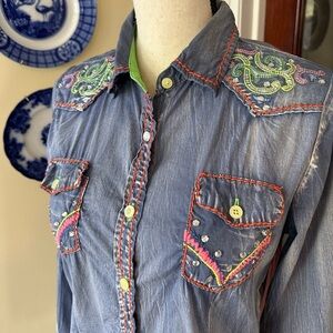 Roar | Western Button Down Shirt, Embroidery & Rhinestone Details, Size M
